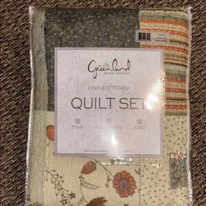 Multicolor Quilt Set